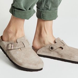 NEW IN BOX Birkenstock Boston Taupe Suede Soft Foot Bed Women’s Size 8 EU 39